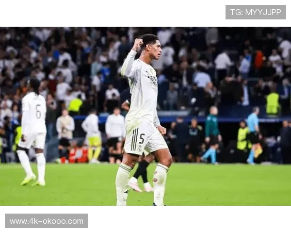 弗拉霍维奇单刀过掉门将后小角度射门遗憾中边网