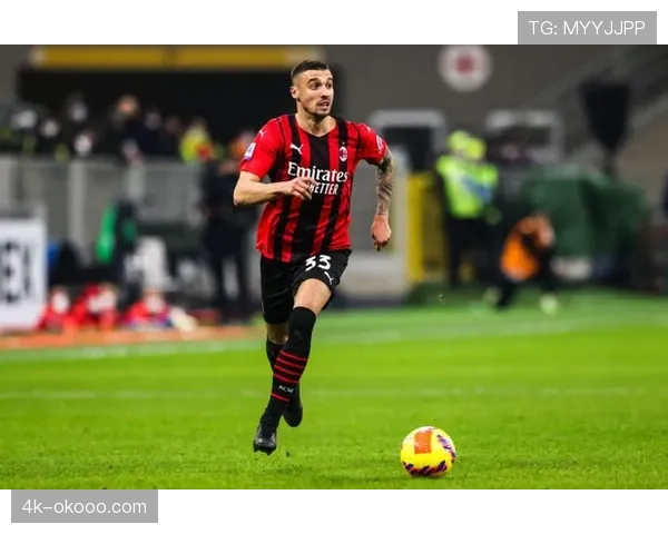 AC米兰训练基地开放日，皮奥利重点演练定位球攻防，以提升得分-防御效率